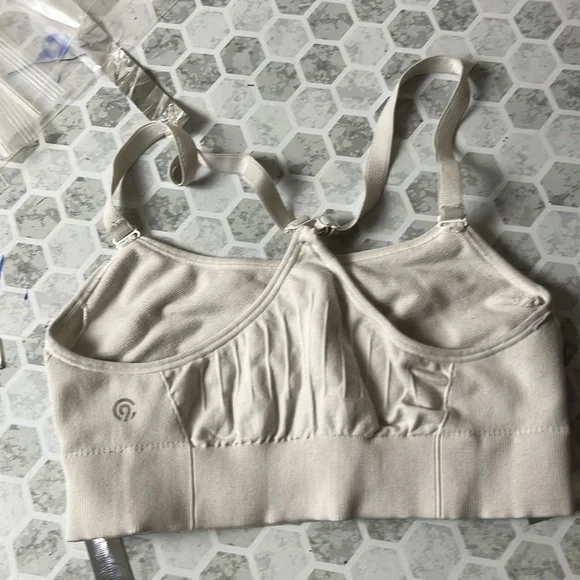 Champion Small White Sports Bra - Picture 4 of 5